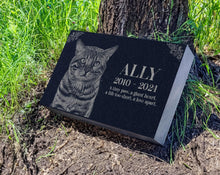 Custom Granite Pet Memorial Stone | Upright Pet Monument for Cats and Dogs | Personalized Animal Grave Marker for Garden | Flat Headstone
