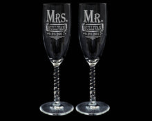 COUPLES GIFTS Modern Champagne Mr Mrs Gift Set of 2 Custom Bride Gift Wedding Favor for Groom Couples Husband Wife Anniversary Present Mom Dad Birthday