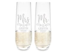 COUPLES GIFTS New Mr. and Mrs. Celebratory Champagne Glasses Grandma Grandpa Personalized 50th Wedding Anniversary Decorations Bride Groom Party Favors