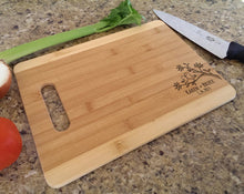 Custom Cutting Boards Personalized Love Birds and TREE Bamboo Cutting Board With Name and Date Chrismas Gift, Day Gift, Housewarming Gift, Kitchen Decor, Wedding