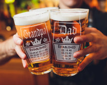 FOR DAD & GRANDPA Retro Dad Daddy Pub Glass with Kids Bithdates Father's Day Gift from Son Daughter Wife for Papa Grandpa 70th Birthday Beer Mug Present