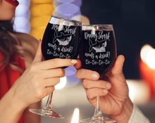 FOR MOM & GRANDMA Mama Shark Needs a Drink Do Do Novelty Wine Glass First Mothers Day Gift from Daughter, Son Funny Sayings for New Mom Dad Husband Wife