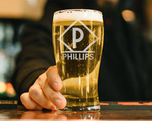 Personalized Drinkware Best Dad Gifts for Men Personalized Beer Glass 20oz Custom Engraved Pilsner Birthday Son Grandpa Gift Monogram Women Cave Bar Accessory