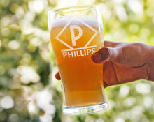 Personalized Drinkware Best Dad Gifts for Men Personalized Beer Glass 20oz Custom Engraved Pilsner Birthday Son Grandpa Gift Monogram Women Cave Bar Accessory