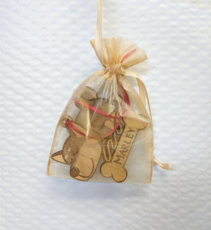 PET GIFTS Shiba Inu Laser Engraved Wood Ornament with Name in Bone Best Dog Ever Birthday Present Gift Personalized Shiba Christmas Decor Idea for Mom