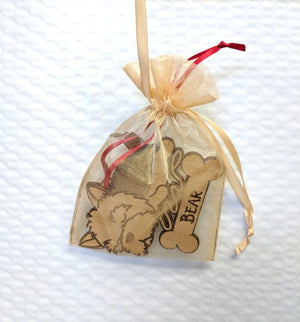 PET GIFTS Yorkshire Terrier Cute Ornament Holiday Decoration for Puppies First Christmas Family Dog Gift Yorkie Mix Gifts for Doggie Lover Pet Owner