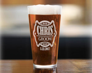 WEDDINGS Custom Rustic Shield Pub Glass for Men Women Wedding Party Best Man Gifts Father Dad Brother Gifts Birthday Christmas Grandparent Gift