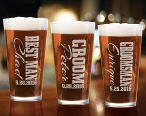 WEDDINGS Groomsmen Gift Pint Glass 16 Oz Personalized Wedding Party Craft Pub Groom Groomsman Best Man Engraved Drinking Gift Favors Custom Beer Mug