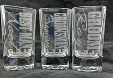 WEDDINGS Groomsmen Gifts Wedding Shot Glasses Best Man Father of the Bride Groom Usher Engraved Weddding Favor Idea Custom Bulk Personalized Discount