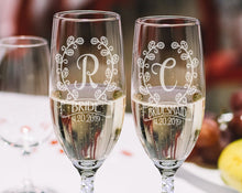 WEDDINGS ONE Monogram Initial Wreathe Classy Champagne Flute Personalized Engraved Wedding Anniversary Glass Bridal Shower Favors Graduation Gifts