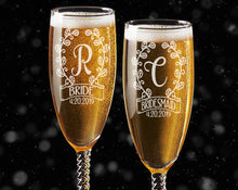 WEDDINGS ONE Monogram Initial Wreathe Classy Champagne Flute Personalized Engraved Wedding Anniversary Glass Bridal Shower Favors Graduation Gifts