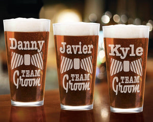 WEDDINGS Team Groom Personalized Pint Glasses for Wedding Party, Bachelor Party, Engagement Celebration Gifts Custom Mens Gift with Names Design