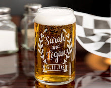 WEDDINGS Wreathe Personalized 16oz or 20oz Wedding Beer Can Couples Name with Date Glass Party Decor Wedding Bridesmaid Groomsmen Anniversary Favors