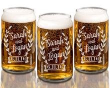 WEDDINGS Wreathe Personalized 16oz or 20oz Wedding Beer Can Couples Name with Date Glass Party Decor Wedding Bridesmaid Groomsmen Anniversary Favors
