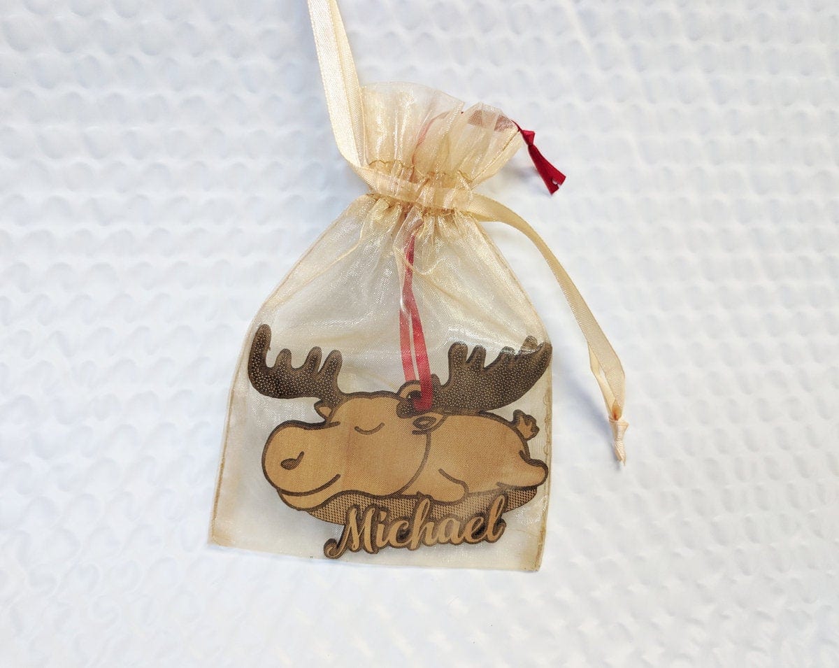 CHRISTMAS ORNAMENTS Moose Custom Wooden Holiday Ornament Gift Country Rustic Decor Birthday Gift for Mom Dad Animal Christmas Tree Trinket for Sibling Kids Gift