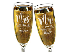 COUPLES GIFTS Classy Mr Mrs Personalized Champagne Glasses Set of 2 Registry Wedding Gift for Bride and Groom Husband Wife Anniversary Celebration Favor