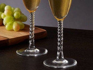 COUPLES GIFTS Custom Mr and Mrs Newly Married Champagne Glasses w/ Last Name Date Set of 2 Wedding Flutes Couples, Toasting, Anniversary, Engagement Gift