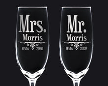 COUPLES GIFTS Future Mr. Mrs. Wine Flutes Set of 2 Engagement Proposal Renew Vows Mom Dad Grandma Anniversary Newly Married Couples Gifts Bridal Decor
