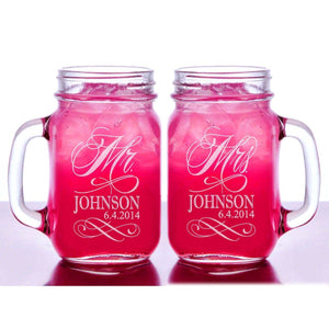 COUPLES GIFTS Mr and Mrs Personalized Wedding Mason Jars Set of 2 Engraved His Hers Weddding Gift Favor Idea Newlyweds Jar Handle Mug Glasses