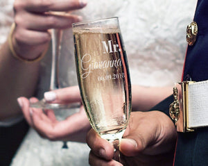 COUPLES GIFTS Mr Mrs Gift for Couple Bride Groom Customized Champagne Flutes Engraved Wedding Set of 2 Glasses for Mr. Mrs. 25th 50th Anniversary Idea