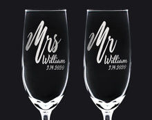COUPLES GIFTS Newlyweds Mr. Mrs. Custom Engraved Engaged Wine Champagne Flutes 45th Anniversary Gift for Couples Wedding Centerpiece Set of 2 Bride Groom