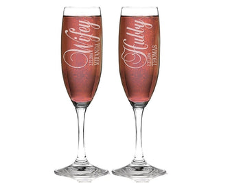 COUPLES GIFTS Wifey and Hubby Custom Set of 2 Champagne Wedding Flutes, Personalized Engraved Champagne Glasses, Toasting Glasses, Mr and Mrs Wedding Gift