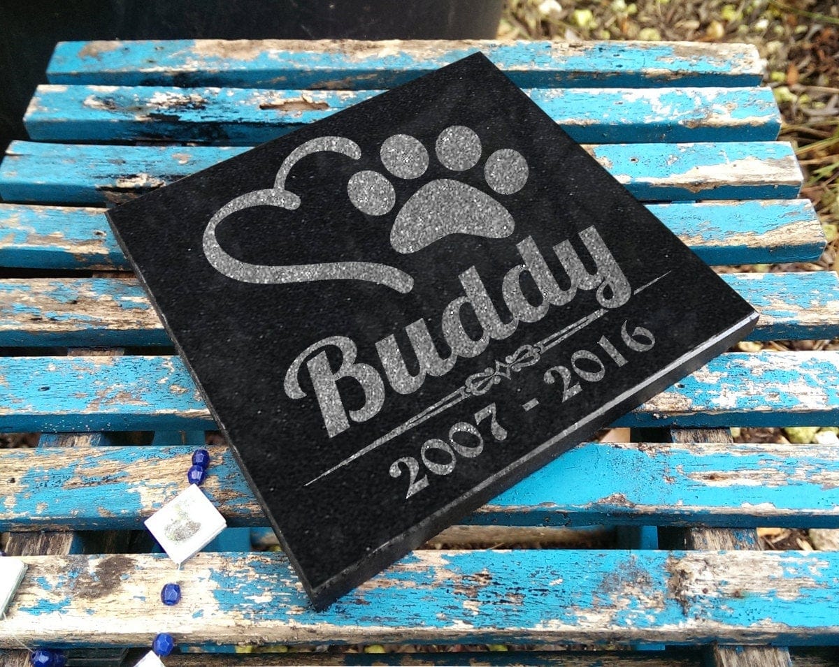 Custom Memorials Dog or Cat Paw Print Heart Design | Grave Marker