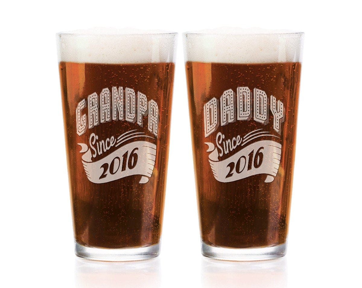 FOR DAD & GRANDPA Personalized 16Oz Grandpa Papa Since 2020 Pub Glass Gift From Daughter Son Kids Baby Gift for Birthday Christmas Fathers Day New Dad To Be