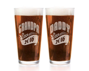 FOR DAD & GRANDPA Personalized 16Oz Grandpa Papa Since 2020 Pub Glass Gift From Daughter Son Kids Baby Gift for Birthday Christmas Fathers Day New Dad To Be
