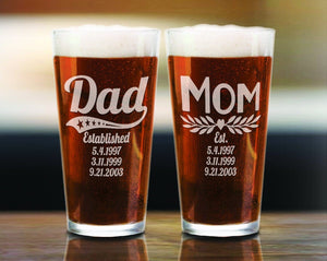 FOR DAD & GRANDPA Set of 2 Mom Dad Custom Mothers Fathers Day Pub Glass Best Friend Mommy Gift Daddy & Son Present From Daughter for Best Dad Ever Mommy Gift