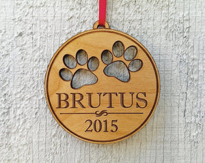 PET GIFTS Custom Engraved Personalized Pet Ornament With Paw Prints Pets Name and Date Laser Engraved Wood Ornament Present for Dog Cat Christmas Gift