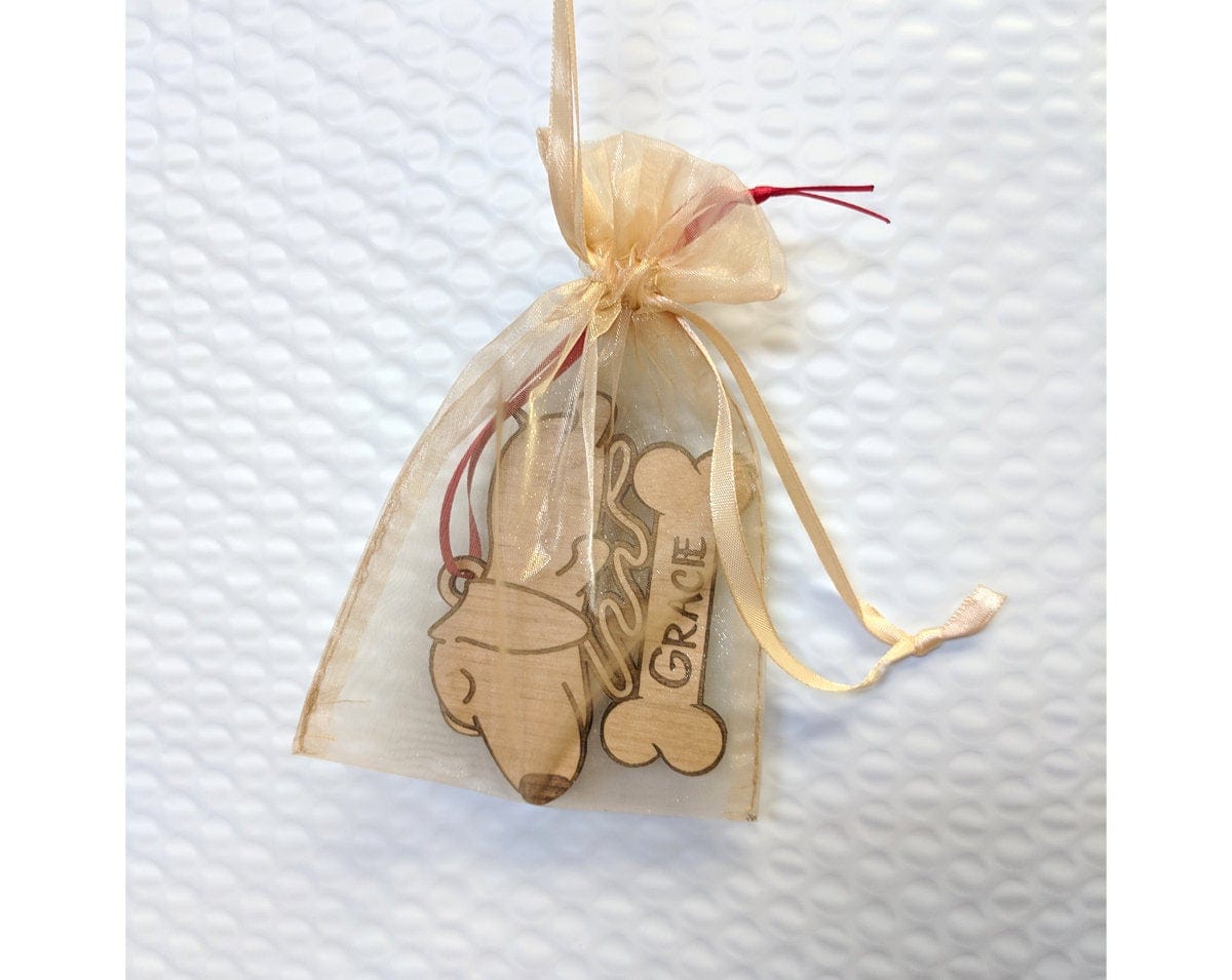 PET GIFTS Dachshund Birthday Puppy Gift for Kids Custom Ornament for Son Daughter New Dog Surprise Engraved Wood with Name of New Pet for Christmas