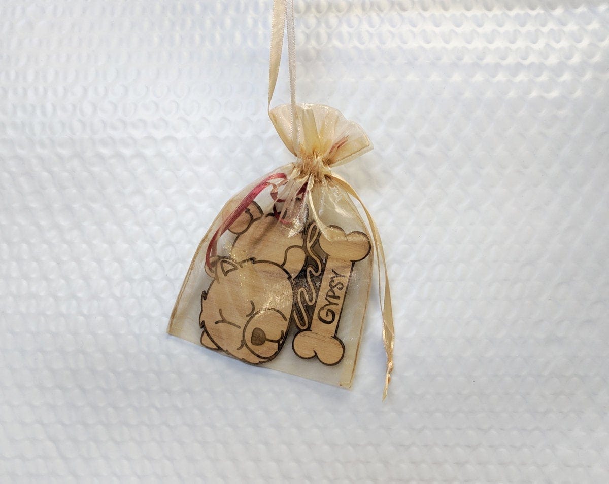 PET GIFTS Fluffy Cute Chow Chow Pet Ornament Christmas Tree Trinket for Family and Kids from Grandparents Adopted Rescued Dog Gift for Sister Brother
