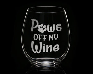 PET GIFTS Paws off my Wine Funny Dog Lover Stemless Wine Glass for Wine Lovers Pet Mom Dad Birthday Puppy Gift Fur Mama Animal Owner Engraved Gifts