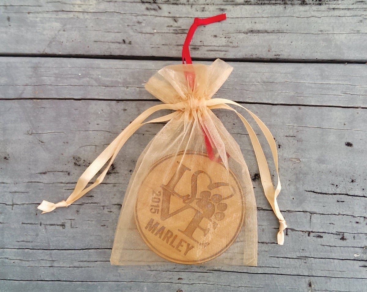 PET GIFTS Personalized Pet Ornament Gift With Love Paw Print Pets Name and Date Ornament Dog Cat Christmas Gift Custom Engraved Wood Tree Ornament