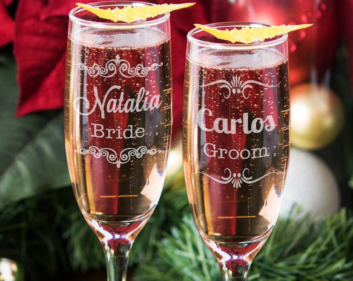 WEDDINGS Set of 2 Bride and Groom Personalized Champagne Glasses with Name Custom Engraved Wedding Toasting Champagne Flutes for Mr Mrs Newlyweds