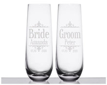 WEDDINGS Bride Groom Rustic Design Set of 2 Flute Glasses Wedding Party Decoration Rehearsal Dinner Toasting Flutes Bridal Shower Personalized Gift