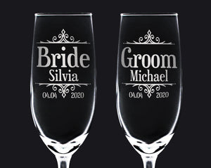 WEDDINGS Bride Groom Rustic Design Set of 2 Flutes Glasses Wedding Party Decoration Rehearsal Dinner Toasting Flute Bridal Shower Personalized Gift