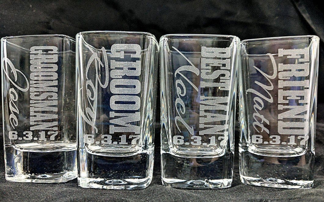 WEDDINGS Groomsmen Gifts Wedding Shot Glasses Best Man Father of the Bride Groom Usher Engraved Weddding Favor Idea Custom Bulk Personalized Discount