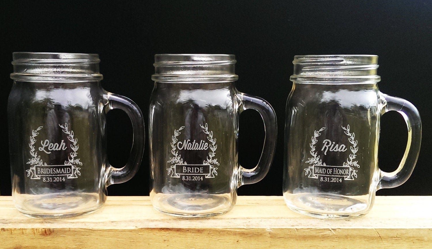 WEDDINGS Retro Wreath Bridesmaid Personalized Mason Mugs Gifts Handle Custom Engraved Wedding Party Idea for Groomsmen Drinking Glass Bulk  Discount
