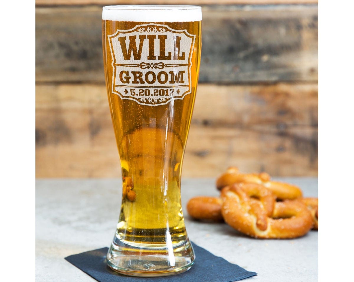 WEDDINGS Wedding Party Personalized Pilsner Glasses Favor Groomsmen Gifts Custom Beer Glasses Engraved Beer Mugs Best Man Gift Groomsmen Beer Glass